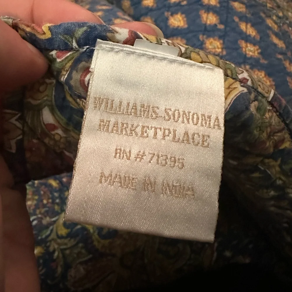 Williams Sonoma Reversible Placemats Set of 4